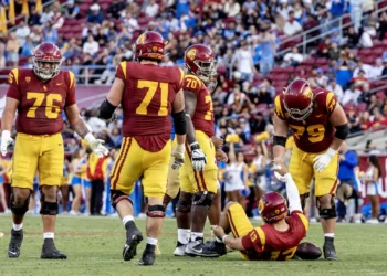 usc-footballs-d-line-rebuild-transfer-targets-post-harmon-miss