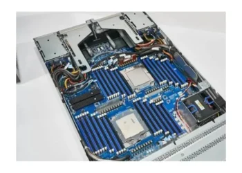 gigabyte-unveils-r283-zk0-motherboard-with-revolutionary-48-ddr5-memory-slots-at-computex-2024